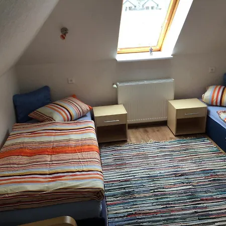 - Haus Am Wald Lägenhet *