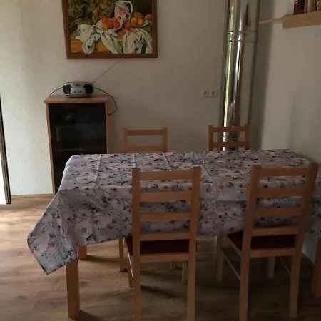 - Haus Am Wald Lägenhet